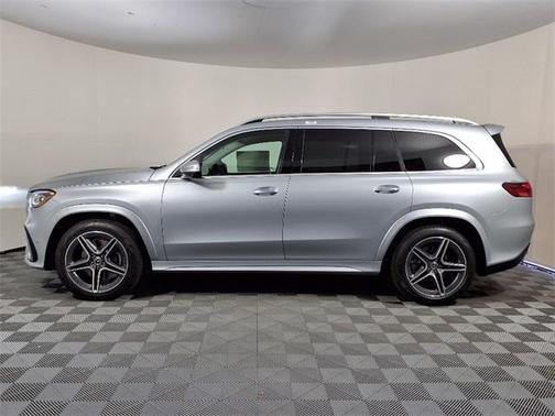 2025 Mercedes-Benz GLS 450 4MATIC