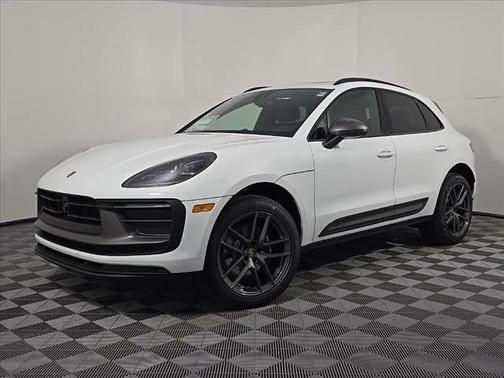 2025 Porsche Macan T