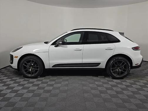 2025 Porsche Macan T