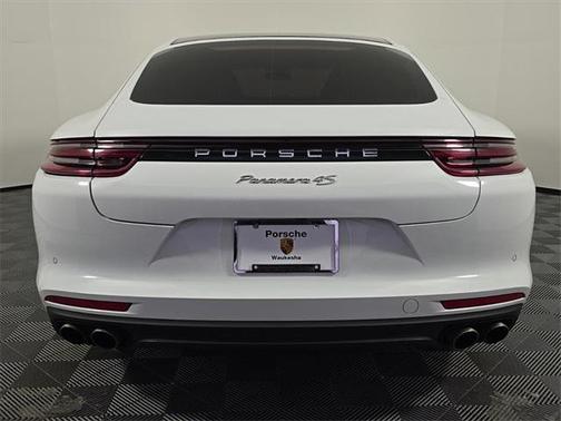 2020 Porsche Panamera 4S