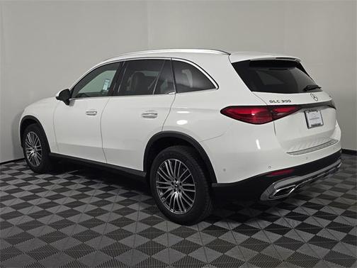 2026 Mercedes-Benz GLC 300 4MATIC