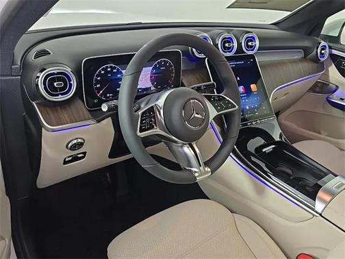 2026 Mercedes-Benz GLC 300 4MATIC