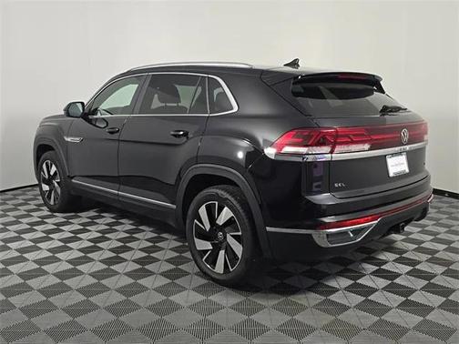 2024 Volkswagen Atlas Cross Sport 2.0T SEL