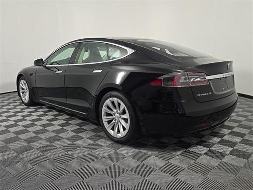 2016 Tesla Model S P90D