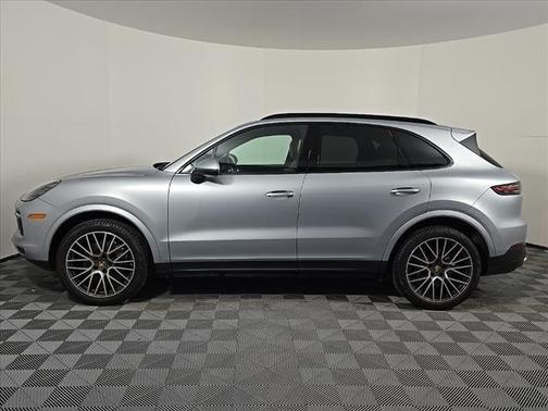 2022 Porsche Cayenne S