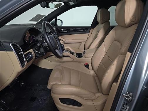 2022 Porsche Cayenne S