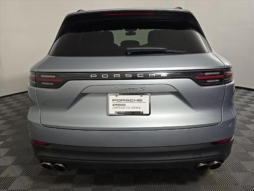 2022 Porsche Cayenne S