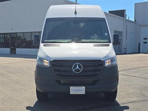2025 Mercedes-Benz Sprinter 2500 High Roof