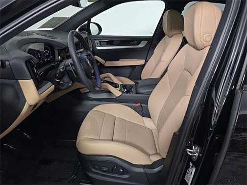 2025 Porsche Cayenne Base