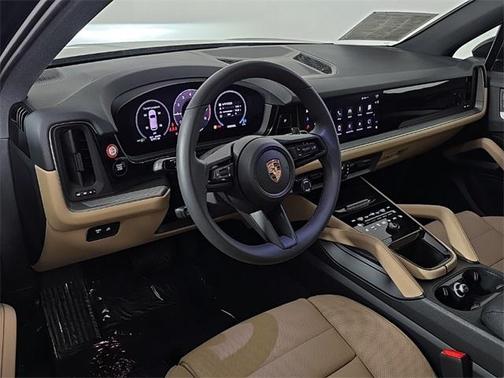 2025 Porsche Cayenne Base
