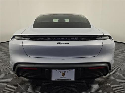 2025 Porsche Taycan 4