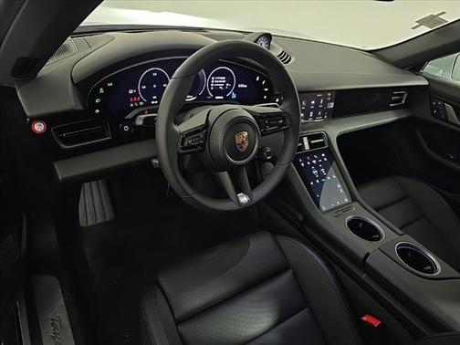 2025 Porsche Taycan 4