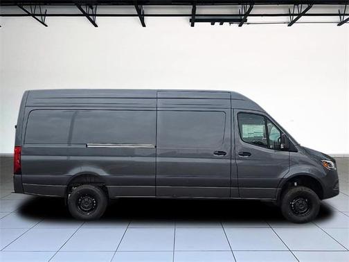 2025 Mercedes-Benz Sprinter 2500 High Roof