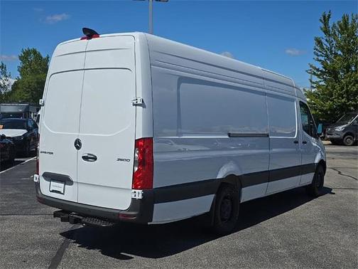 2025 Mercedes-Benz Sprinter 2500 High Roof