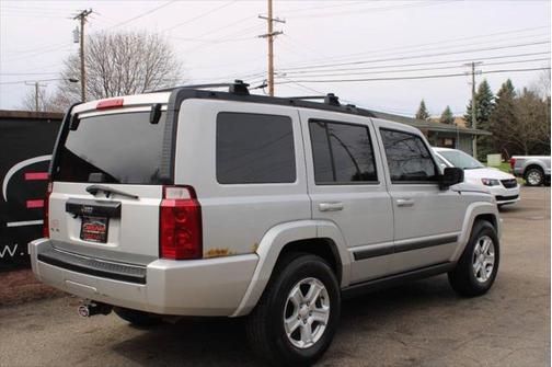 2007 Jeep Commander Sport