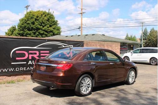 2012 Chrysler 200 Limited