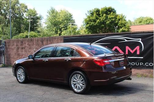 2012 Chrysler 200 Limited