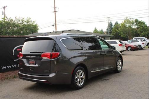 2017 Chrysler Pacifica Limited