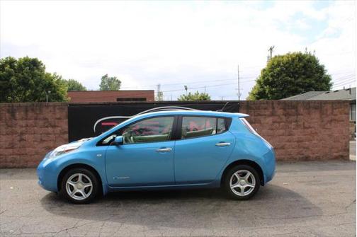 2012 Nissan Leaf SV