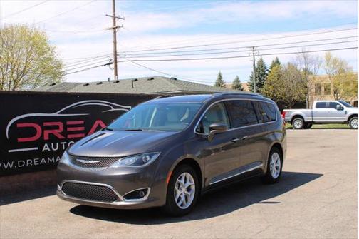 2018 Chrysler Pacifica Touring-L