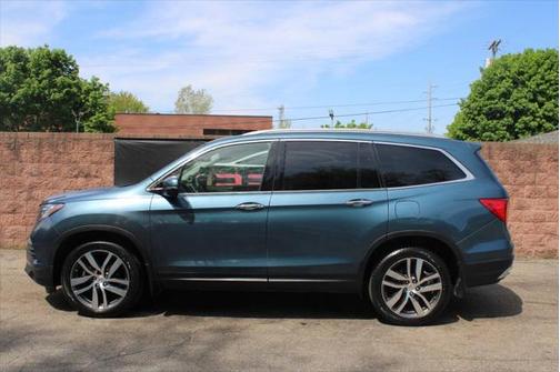 2017 Honda Pilot Elite