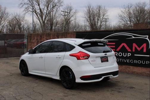 2018 Ford Focus ST ST