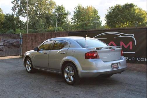2013 Dodge Avenger SE