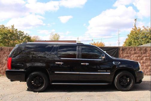 2012 Cadillac Escalade ESV Luxury