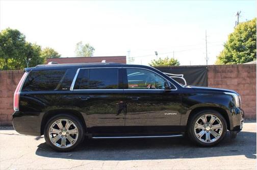2017 GMC Yukon SLT
