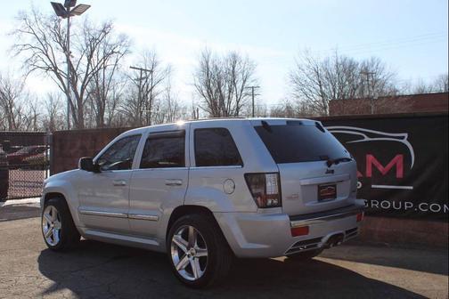 2006 Jeep Grand Cherokee SRT8