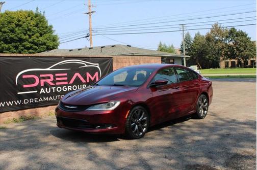 2015 Chrysler 200 S