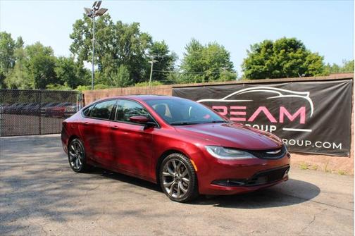 2015 Chrysler 200 S