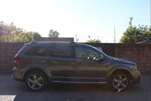 2018 Dodge Journey Crossroad