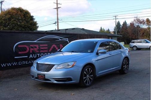 2012 Chrysler 200 Touring