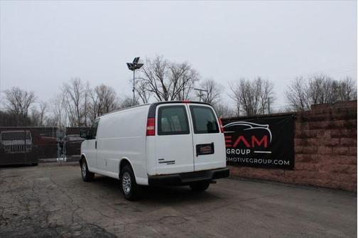 2011 Chevrolet Express 1500 Work Van
