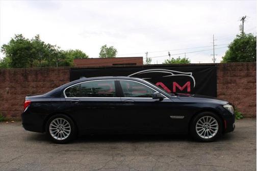2011 BMW 750 Li xDrive