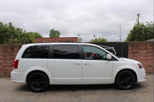 2020 Dodge Grand Caravan SE