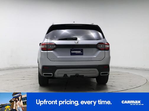 Silver 2025 Honda Pilot Touring