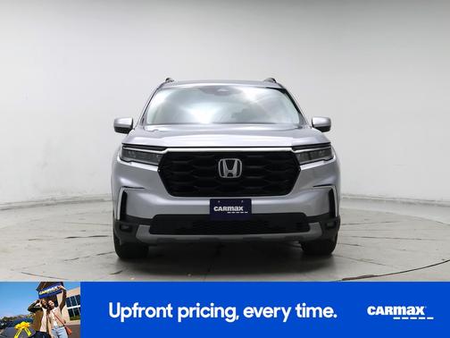 Silver 2025 Honda Pilot Touring