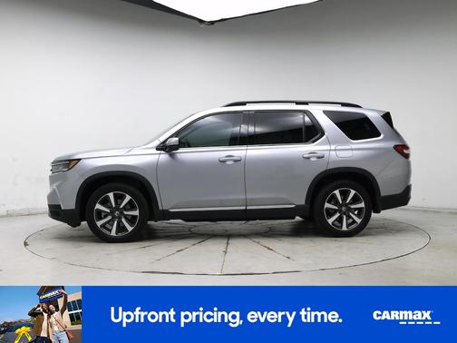 Silver 2025 Honda Pilot Touring