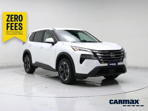 White 2025 Nissan Rogue SV