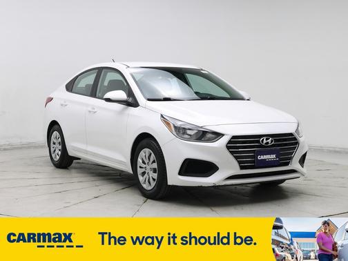 2022 Hyundai Accent SE
