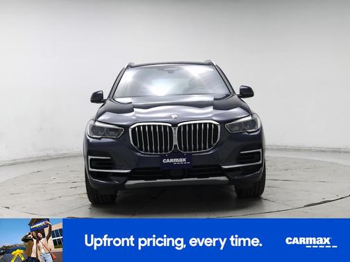 Gray 2022 BMW X5 sDrive40i