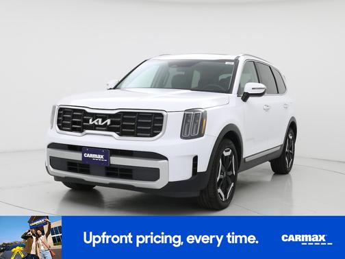 White 2025 Kia Telluride S