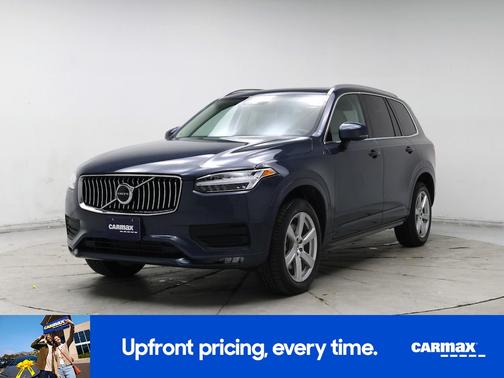 2021 Volvo XC90 T6 Momentum