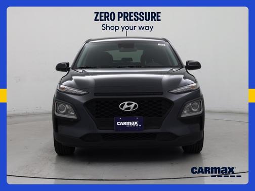 Gray 2021 Hyundai KONA SE