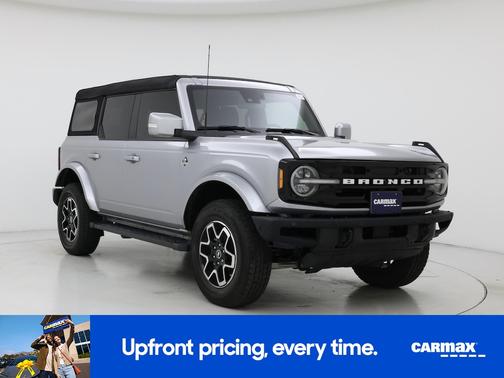 Silver 2024 Ford Bronco Outer Banks