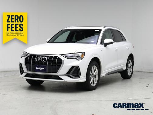 White 2024 Audi Q3 S-Line Premium