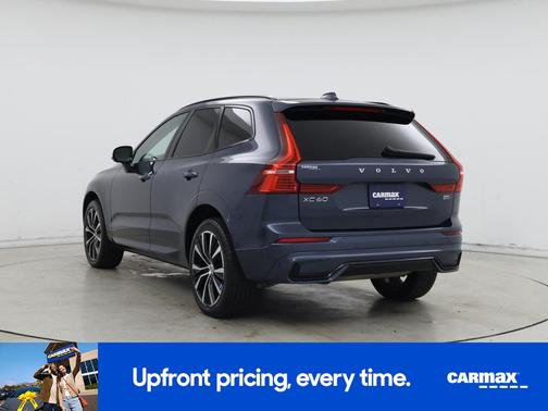 2023 Volvo XC60 B5 Plus Dark Theme
