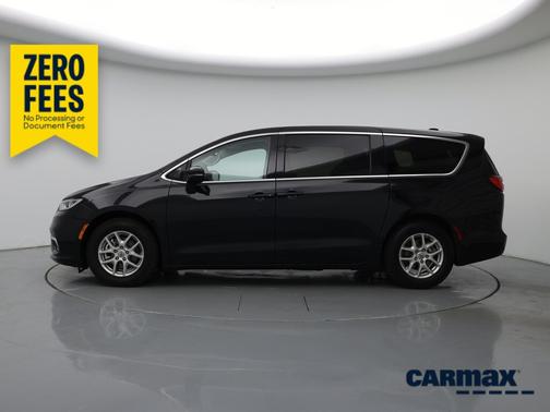 Black 2023 Chrysler Pacifica Touring L